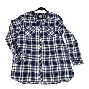 Duluth Trading Women's Blue Plaid Shirt Pockets And Roll Tab Sleeves